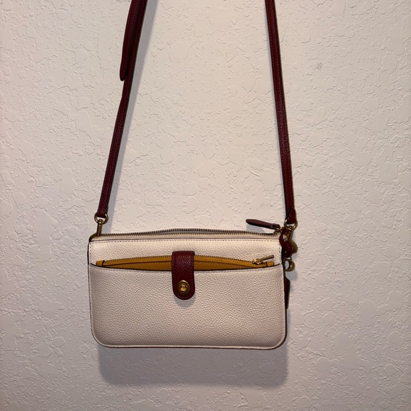 Coach Noa Pop up Messenger #C5368 - Picture 2 of 8